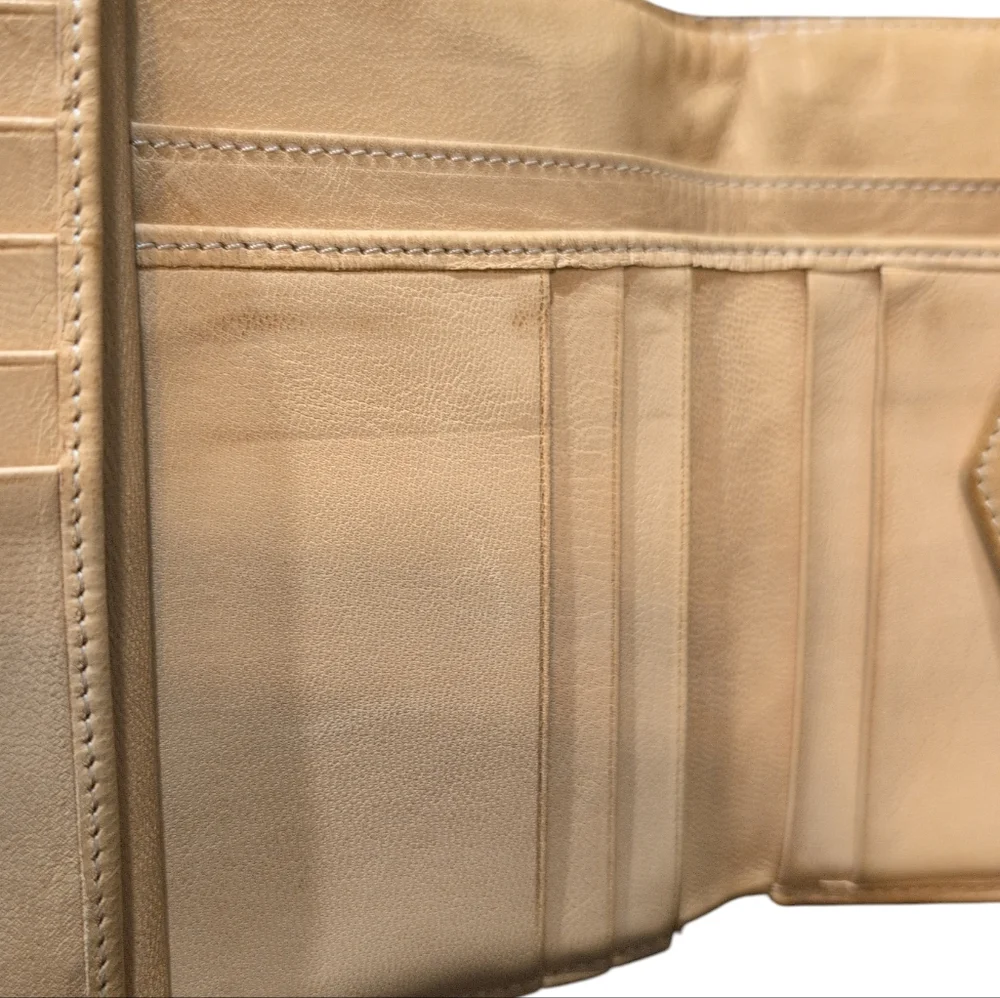 Dior Tan and Brown Women's Wallet Canvas Leather Needs Snap Replacement Preloved - Picture 10 of 15
